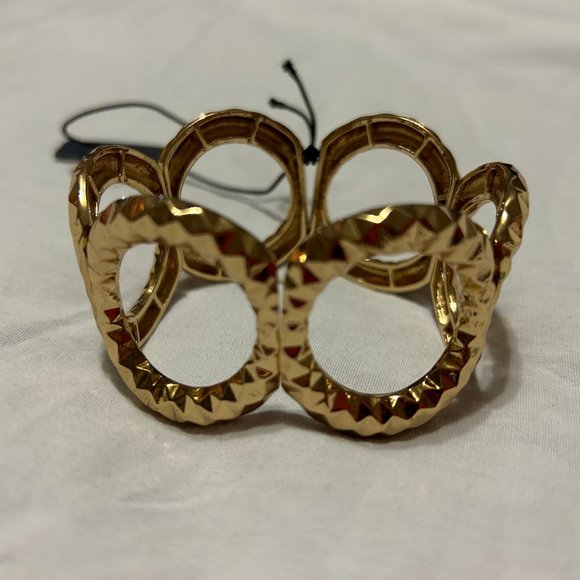 Hammered Gold Circle Stretch Statement Bracelet - Picture 4 of 8